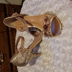 Raphael Booz, size 7 or 38 gold embossed beaded heeled shoes